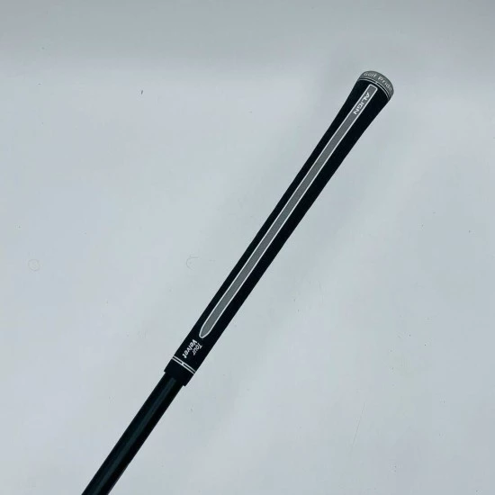 Callaway Mavrik Max Driver 10.5* UST Helium 4F3 Regular Flex RH +HC 2 Callaway Mavrik Max Driver 10.5* UST Helium 4F3 Regular Flex RH +HC - Image 2