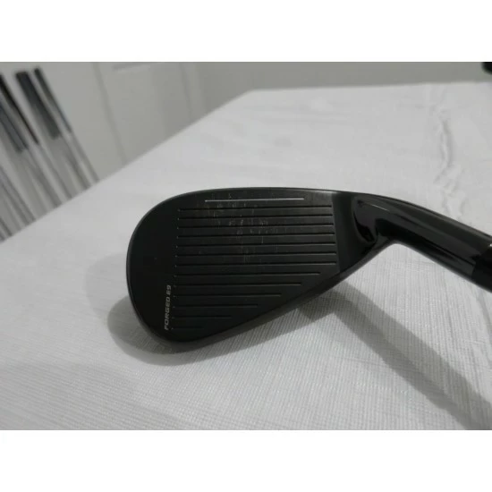 Cobra 2020 T-Rail Black Iron Set TRail - 6-PW - Senior Flex Graphite - LH 3 Cobra 2020 T-Rail Black Iron Set TRail - 6-PW - Senior Flex Graphite - LH - Image 3